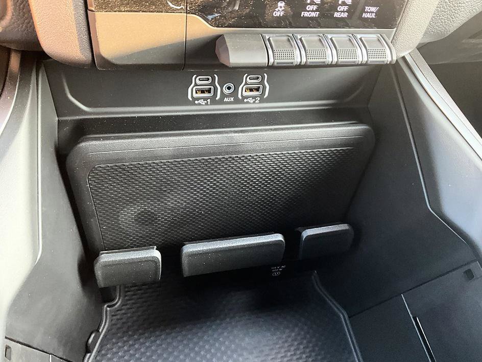 New 2026 RAM 1500 Big Horn w/ Night Edition AWD/4WD image 24