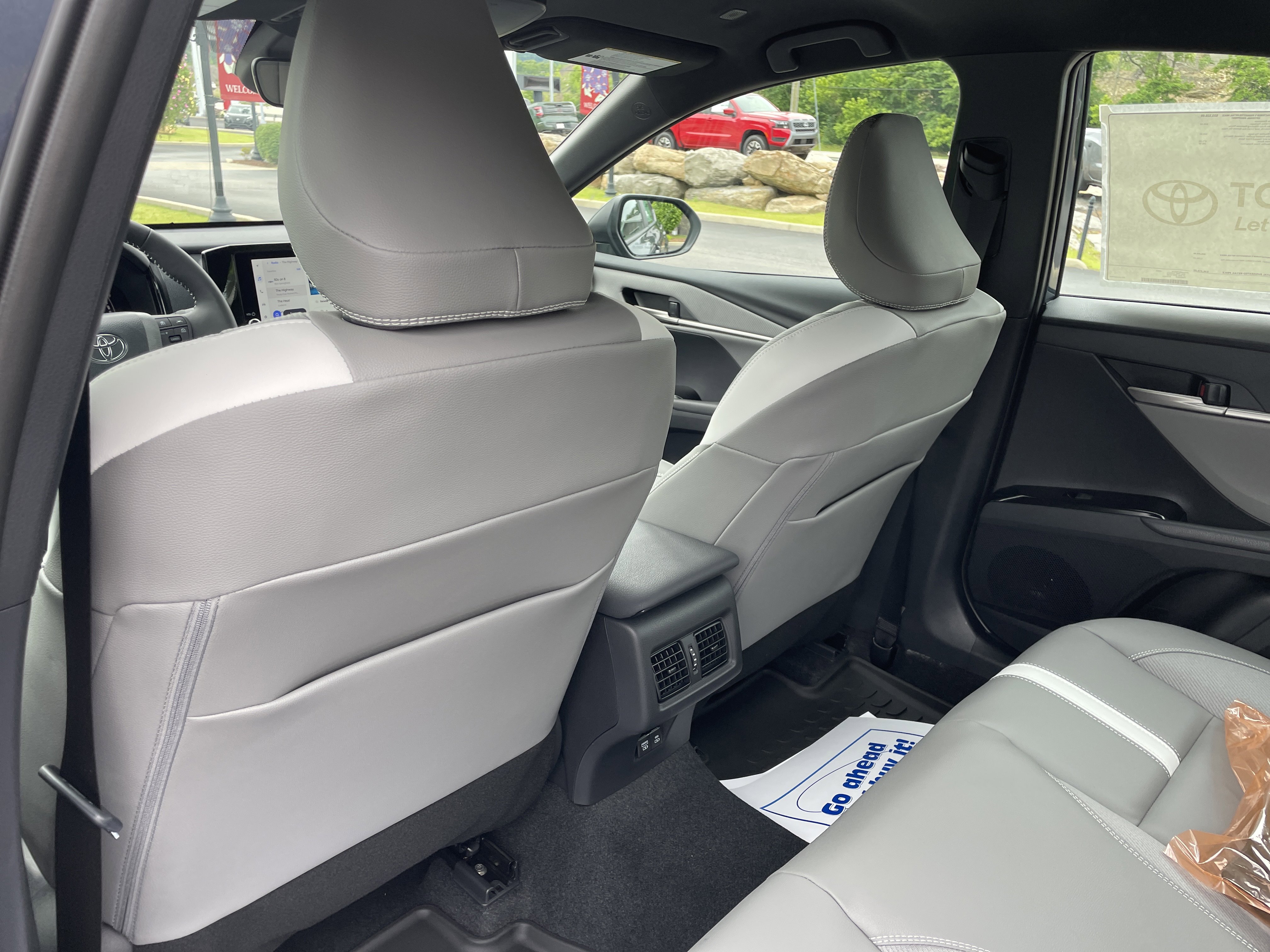 New 2026 Toyota Camry SE w/ Convenience Package AWD/4WD image 22