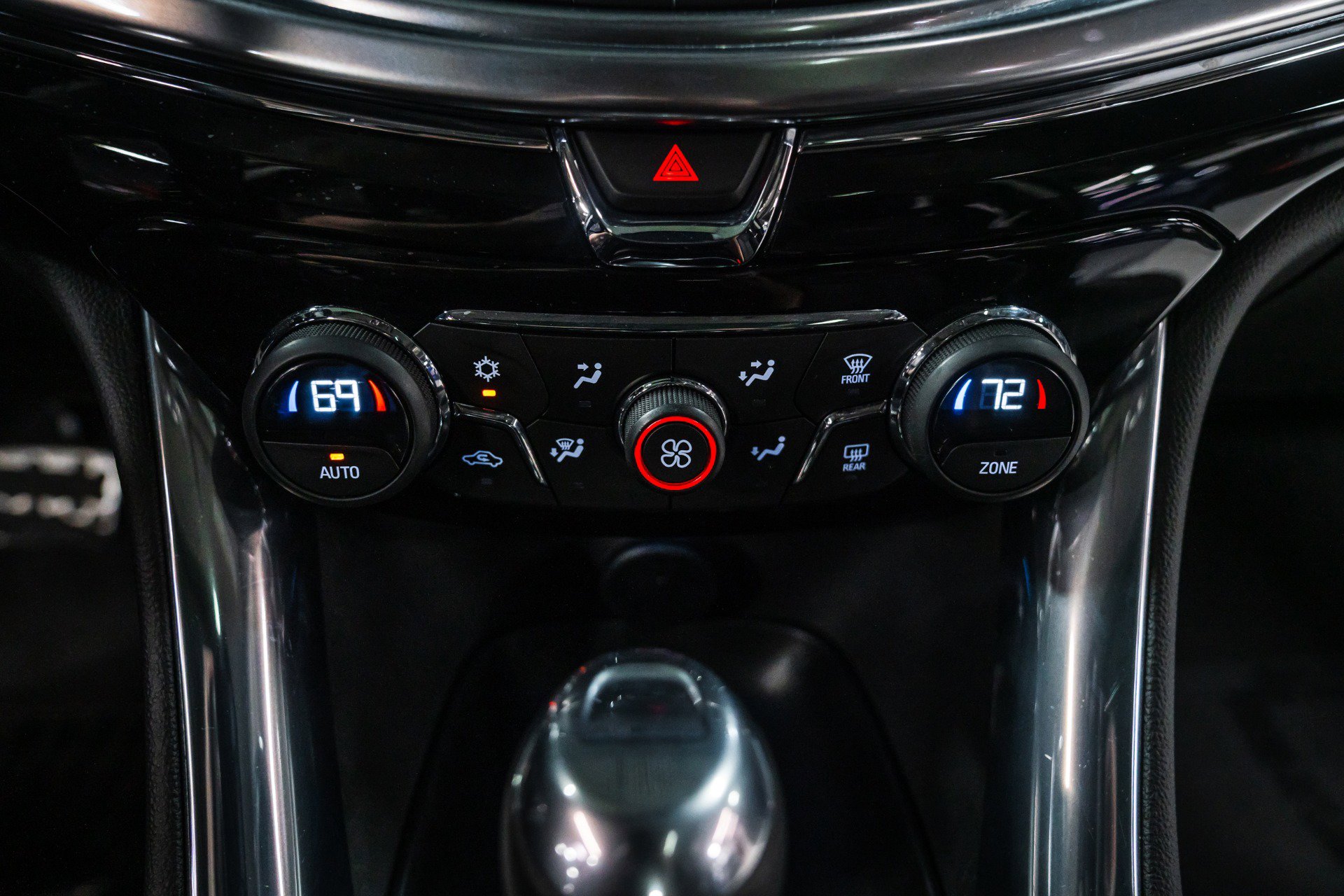 Used 2016 Chevrolet SS image 23