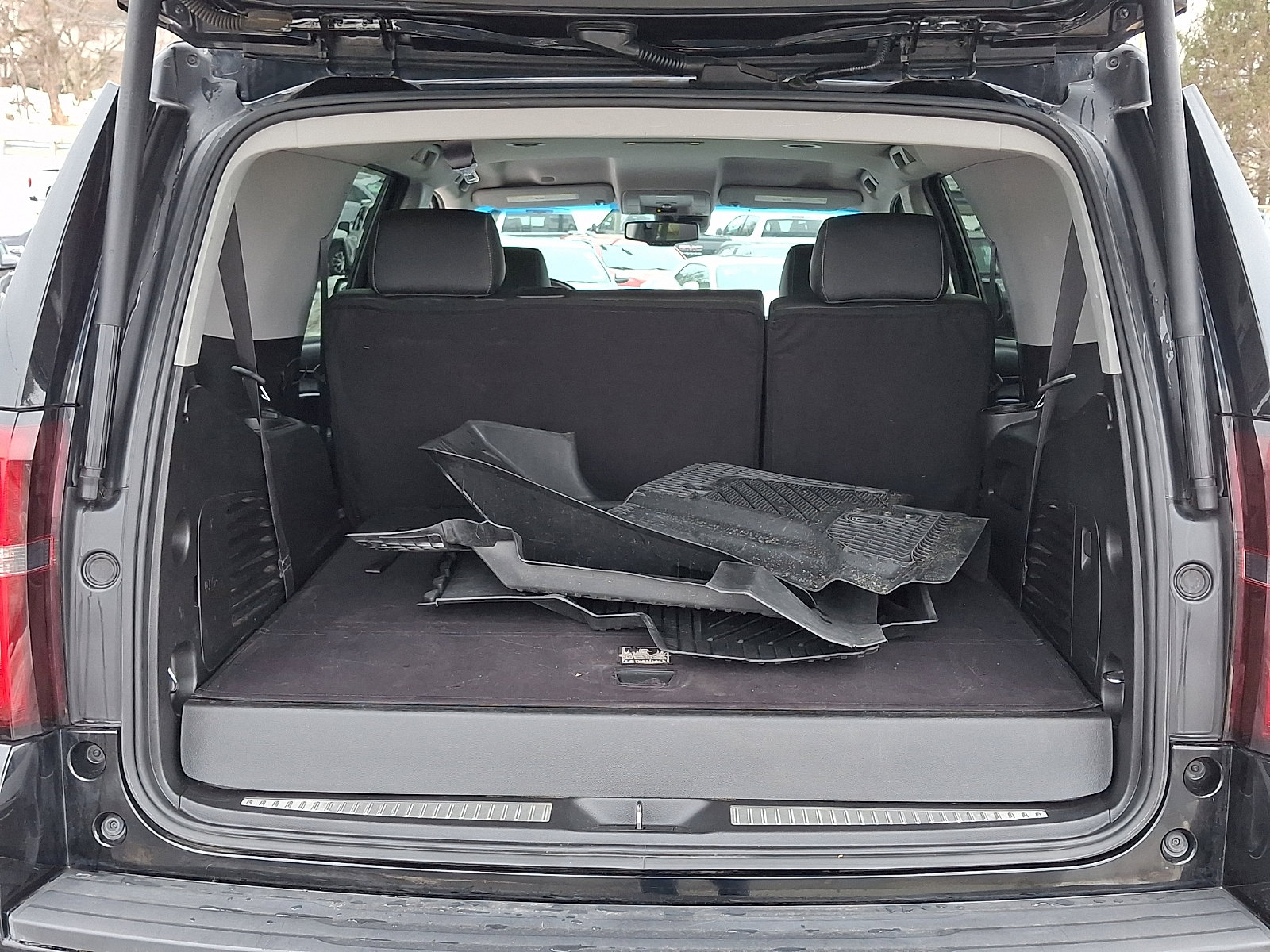 Used 2018 Chevrolet Tahoe LT image 30