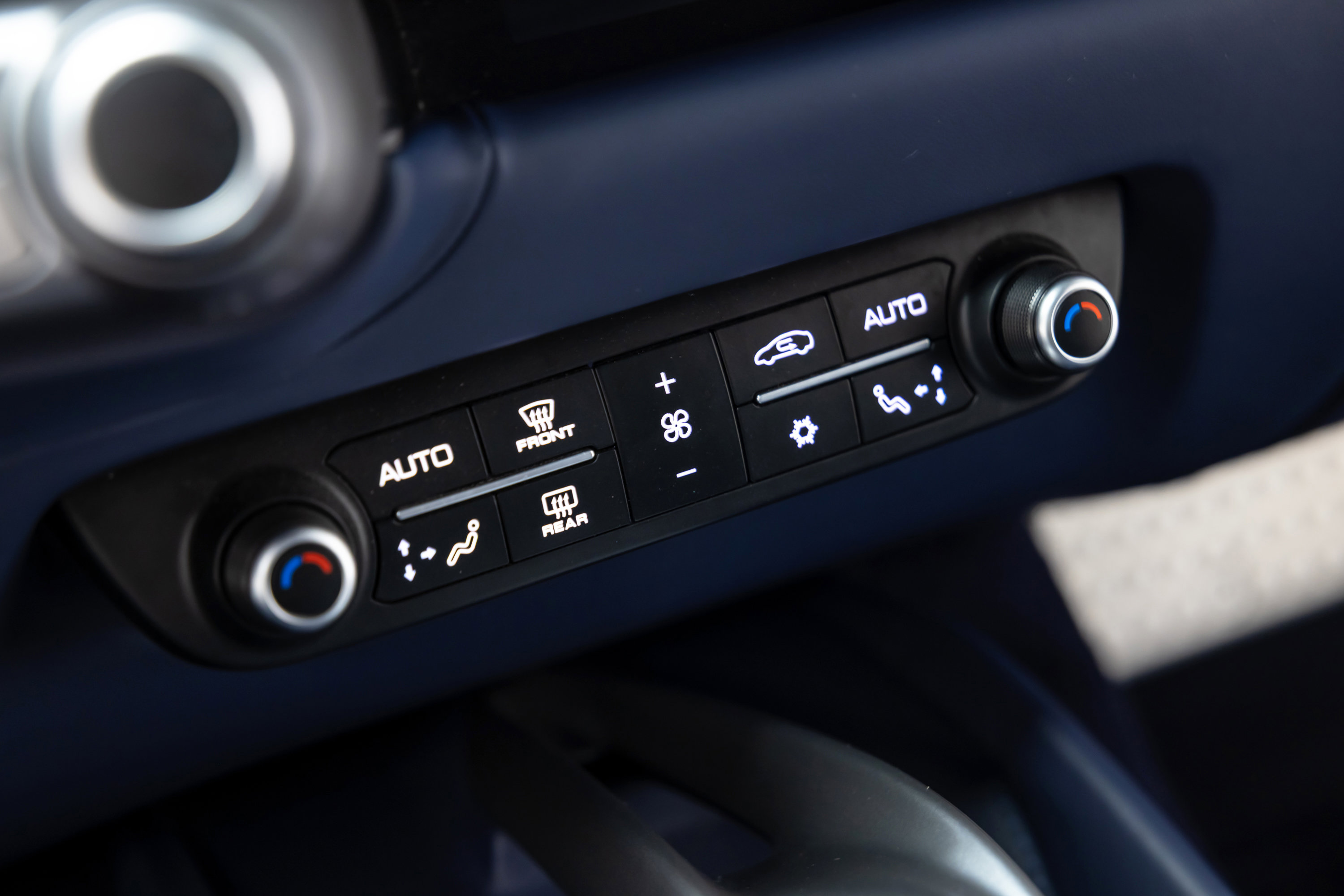 Certified 2019 Ferrari 812 Superfast image 71