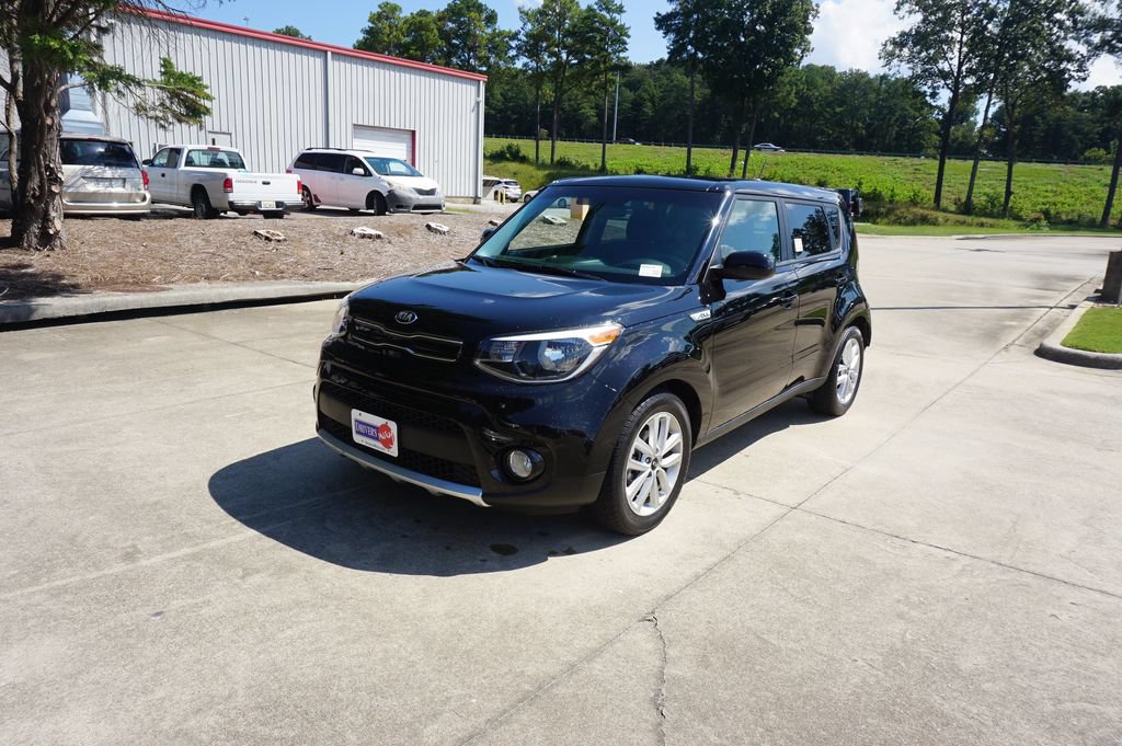 Used 2018 Kia Soul + FWD image 20