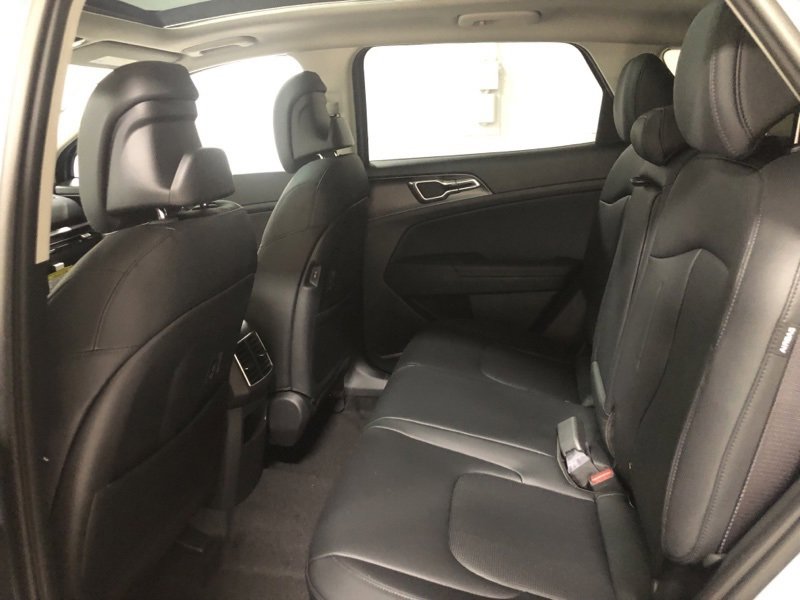 New 2026 Kia Sportage EX image 17