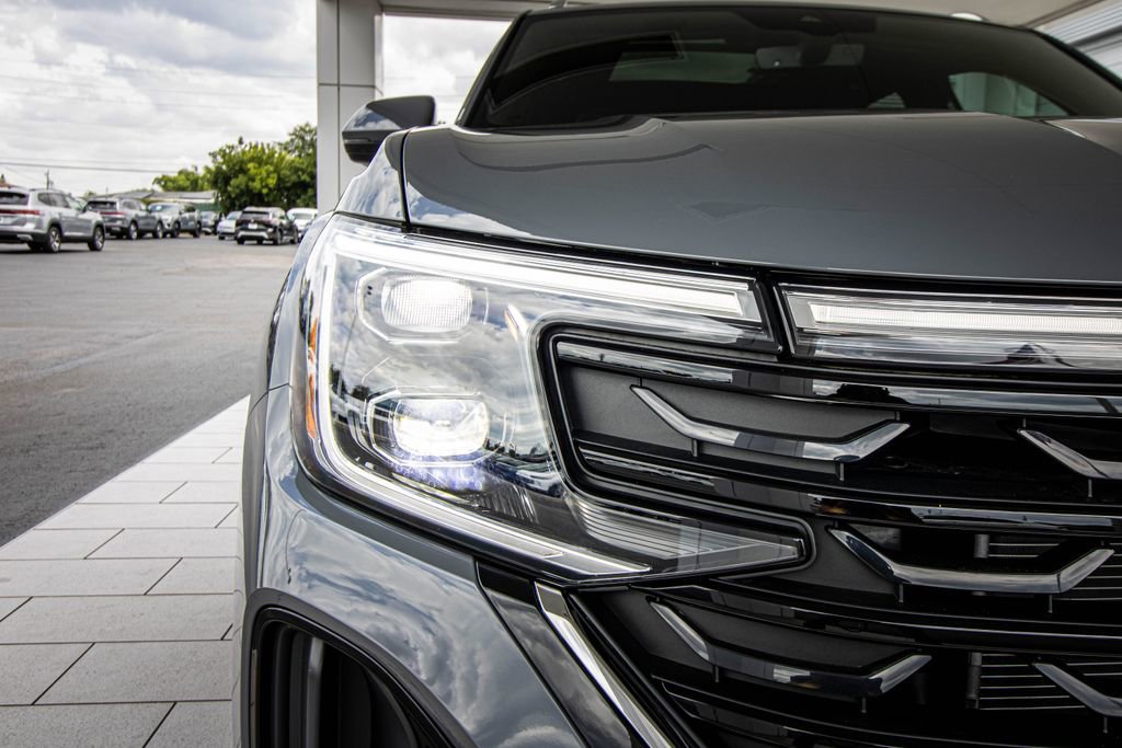 New 2026 Volkswagen Atlas Cross Sport SE FWD image 6