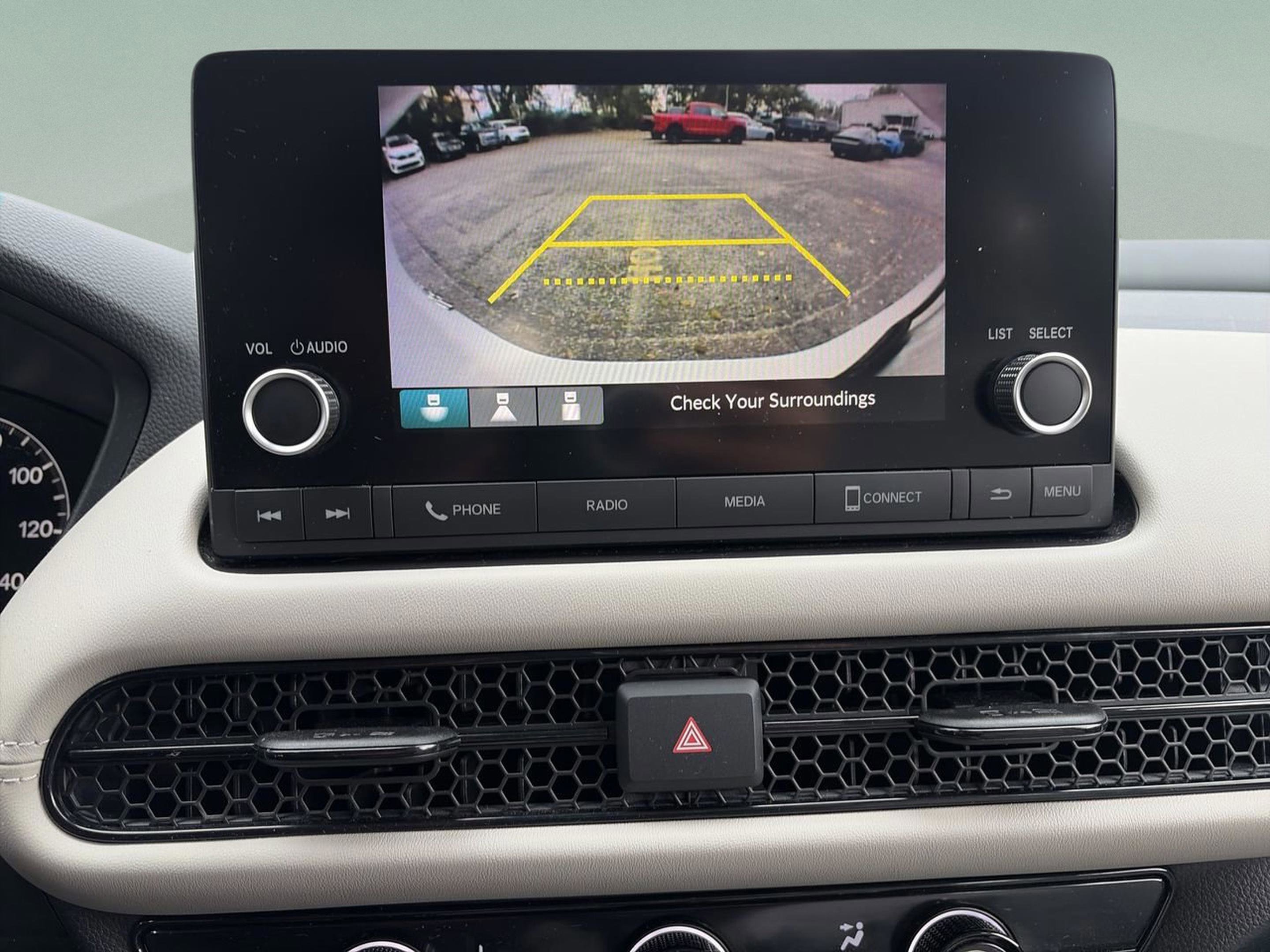 Certified 2023 Honda HR-V LX image 28