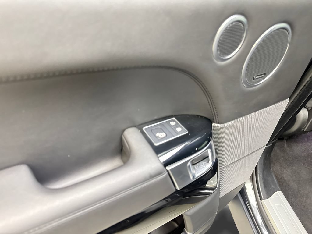 Used 2022 Land Rover Range Rover Sport HST AWD/4WD image 39