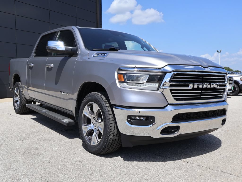 Used 2023 RAM 1500 Laramie AWD/4WD image 6
