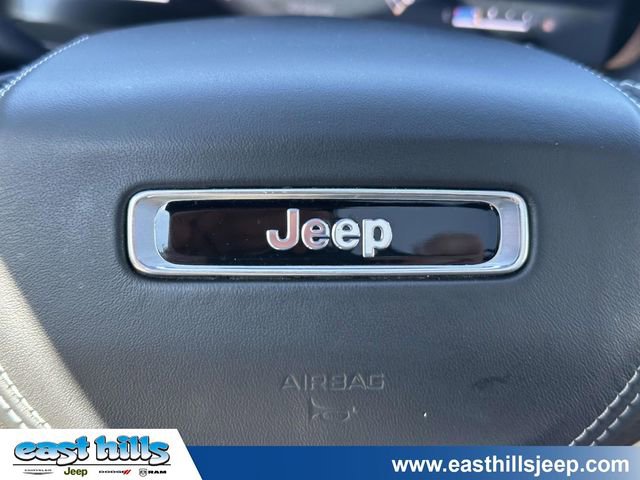 Used 2023 Jeep Grand Cherokee Overland AWD/4WD image 40
