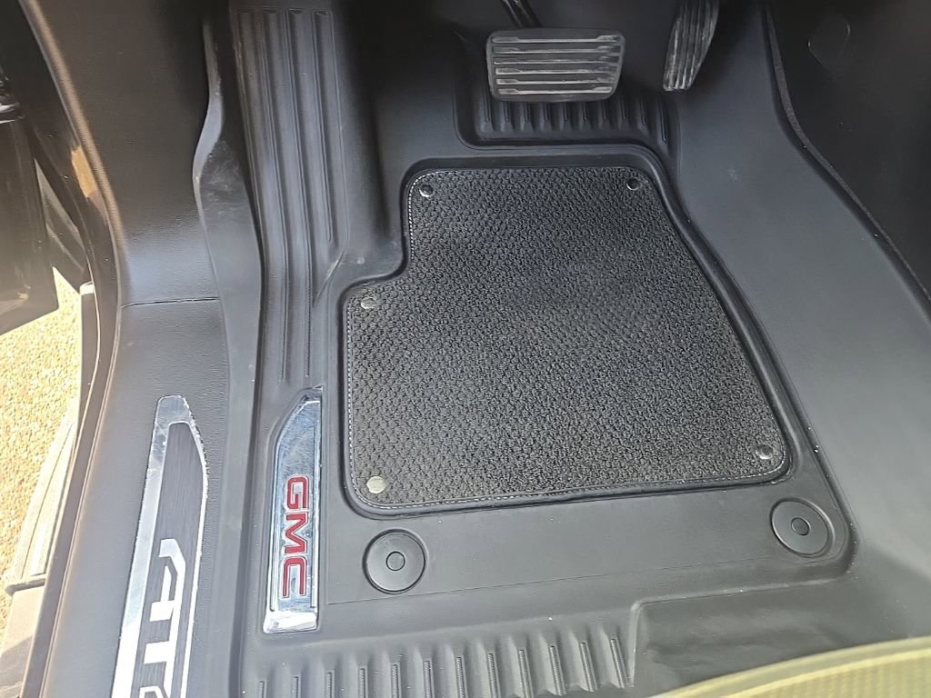 Used 2022 GMC Sierra 2500 AT4 w/ Gooseneck/5TH Wheel Package image 16