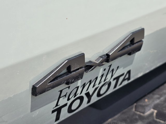 New 2026 Toyota Tundra SR5 w/ TRD Off-Road Premium Package AWD/4WD image 11