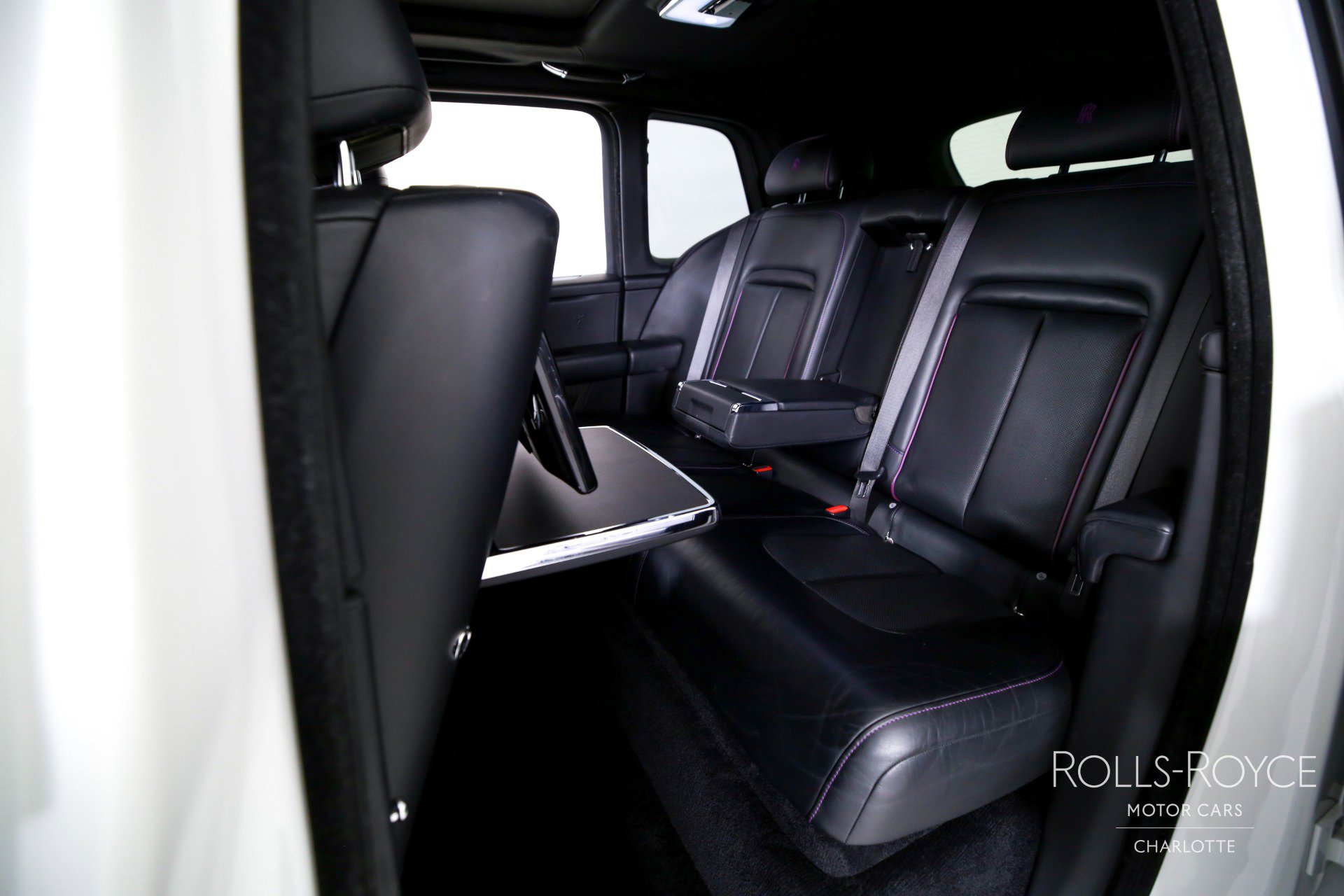 Used 2019 Rolls-Royce Cullinan image 18