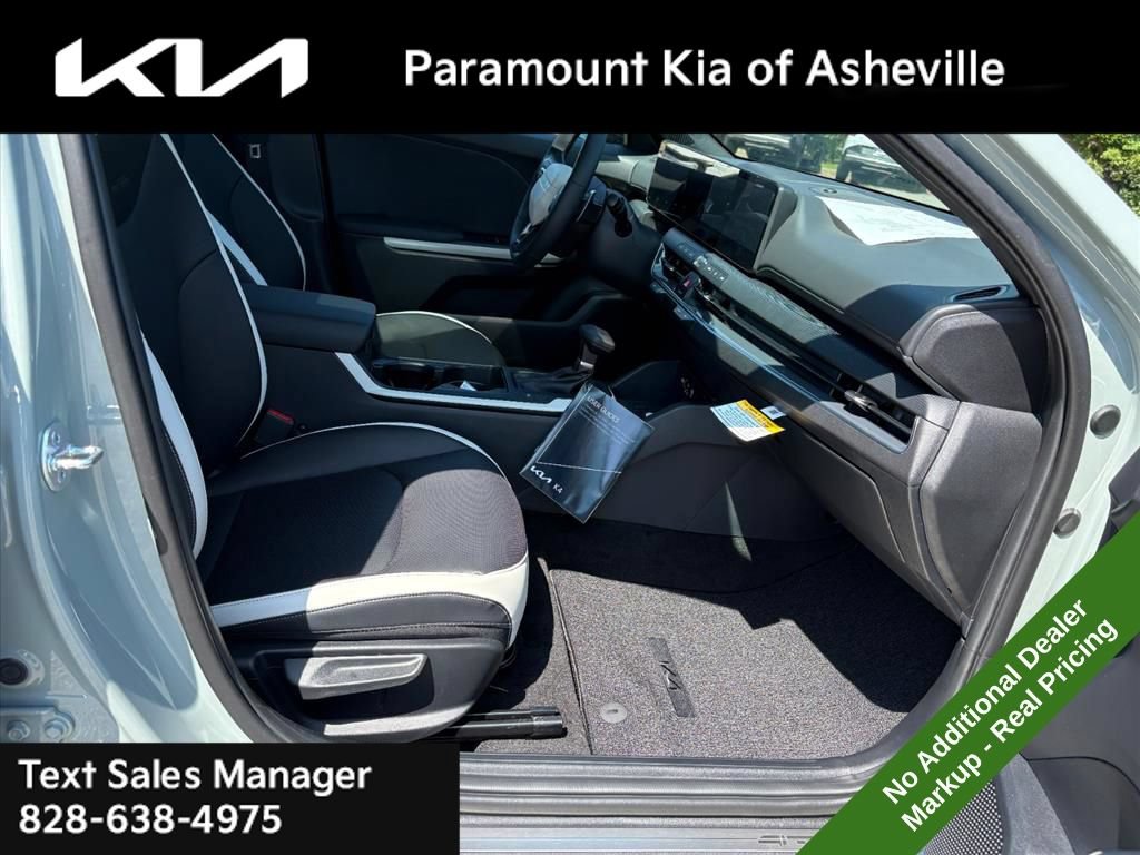 New 2026 Kia K4 GT-Line w/ GT-Line Premium Package FWD image 21