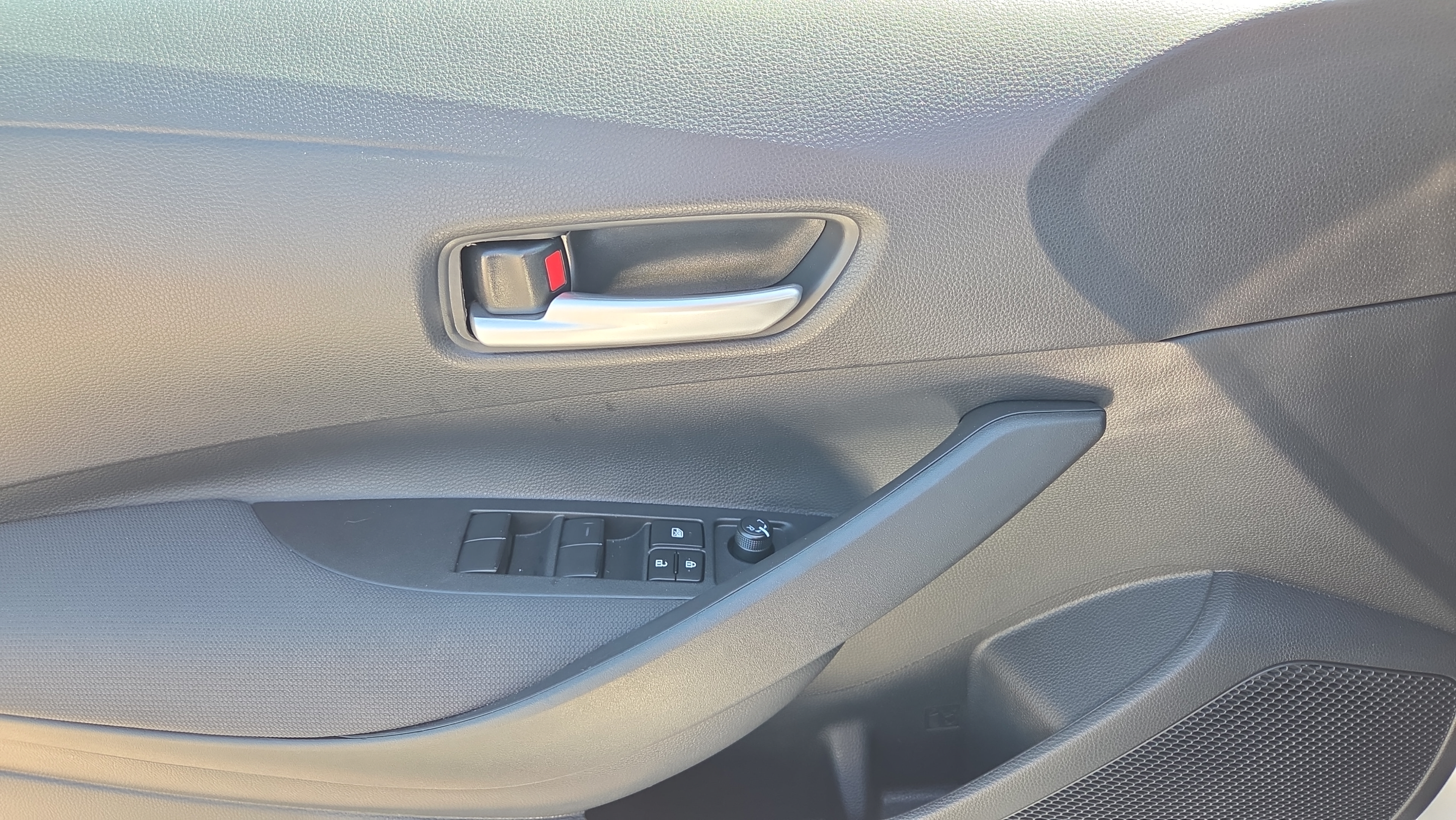 Certified 2026 Toyota Corolla SE FWD image 16