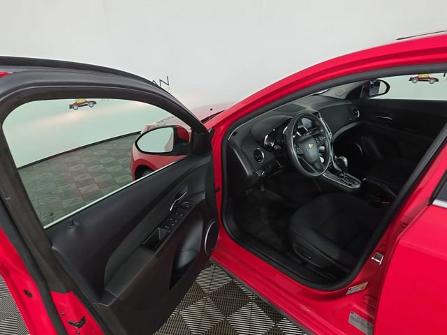 Used 2015 Chevrolet Cruze LT w/ Sun And Sound Package FWD image 18