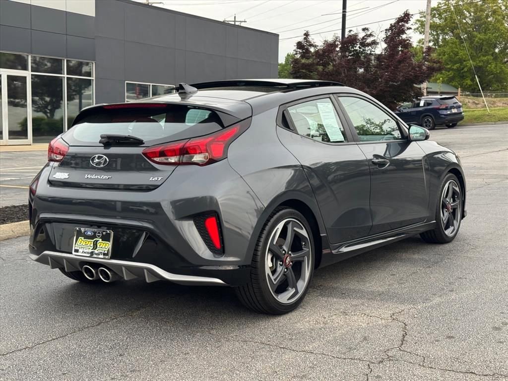 Used 2020 Hyundai Veloster Turbo Ultimate image 3