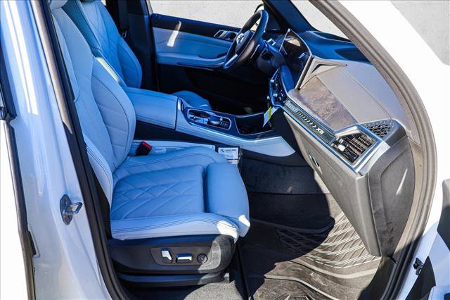 New 2026 BMW X5 xDrive50e w/ M Sport Package image 24