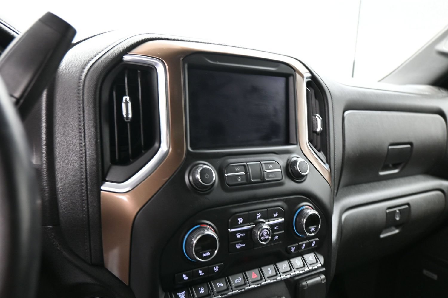 Used 2021 Chevrolet Silverado 2500 High Country w/ Z71 Off-Road Package AWD/4WD image 15
