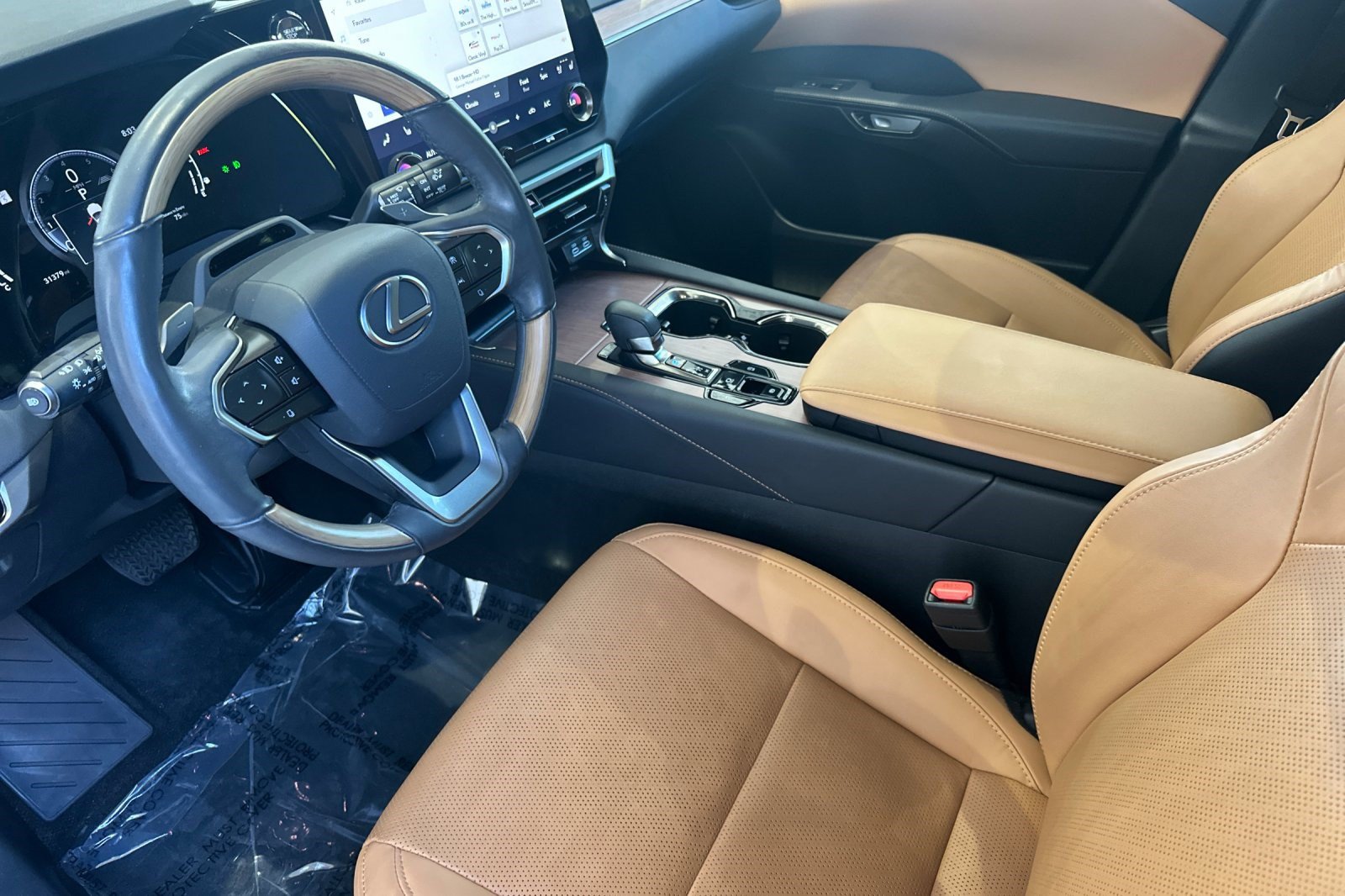 Certified 2023 Lexus RX 350 Premium Plus w/ Cold Area Package FWD image 11