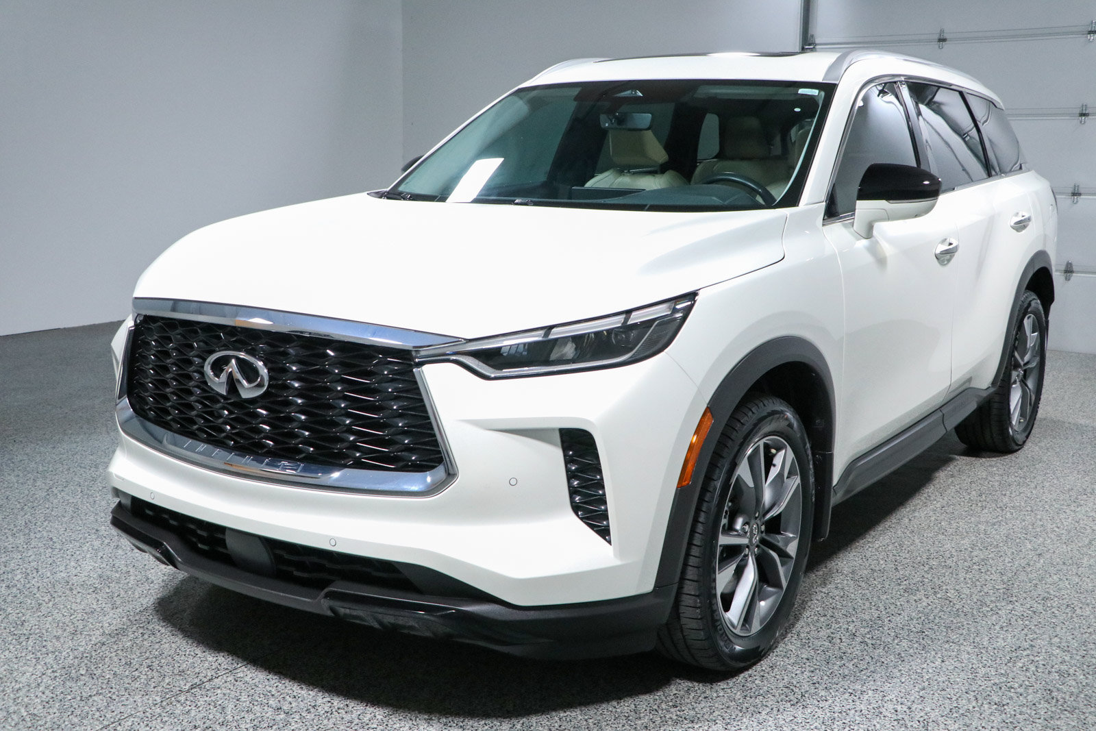 Used 2023 INFINITI QX60 Luxe w/ Cargo Package AWD/4WD image 34