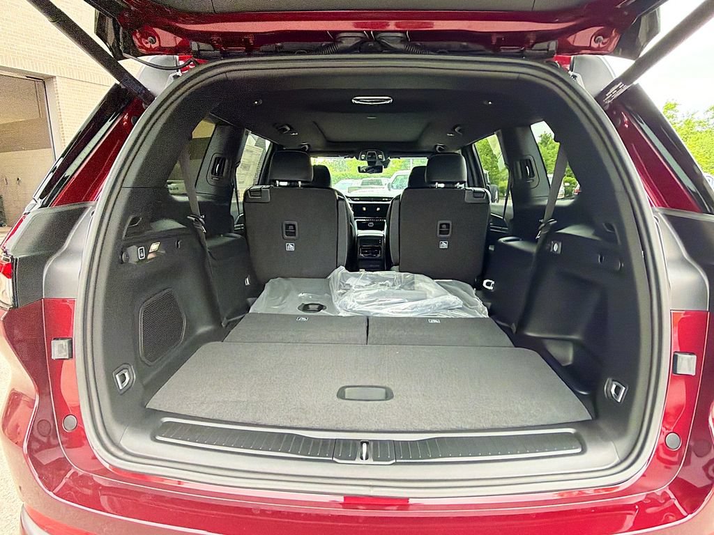 New 2026 Jeep Grand Cherokee L Limited AWD/4WD image 12