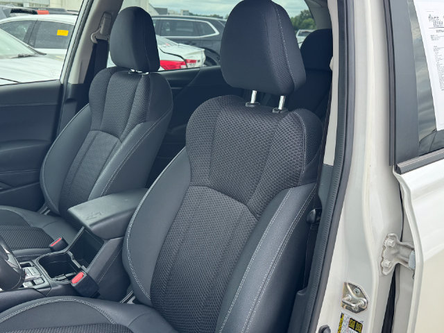 Used 2020 Subaru Forester Premium AWD/4WD image 16