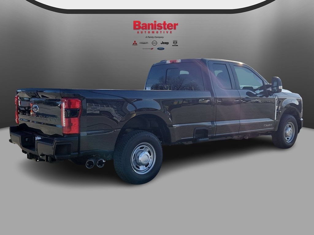New 2024 Ford F350 XL w/ 360-Degree Camera Package RWD image 3