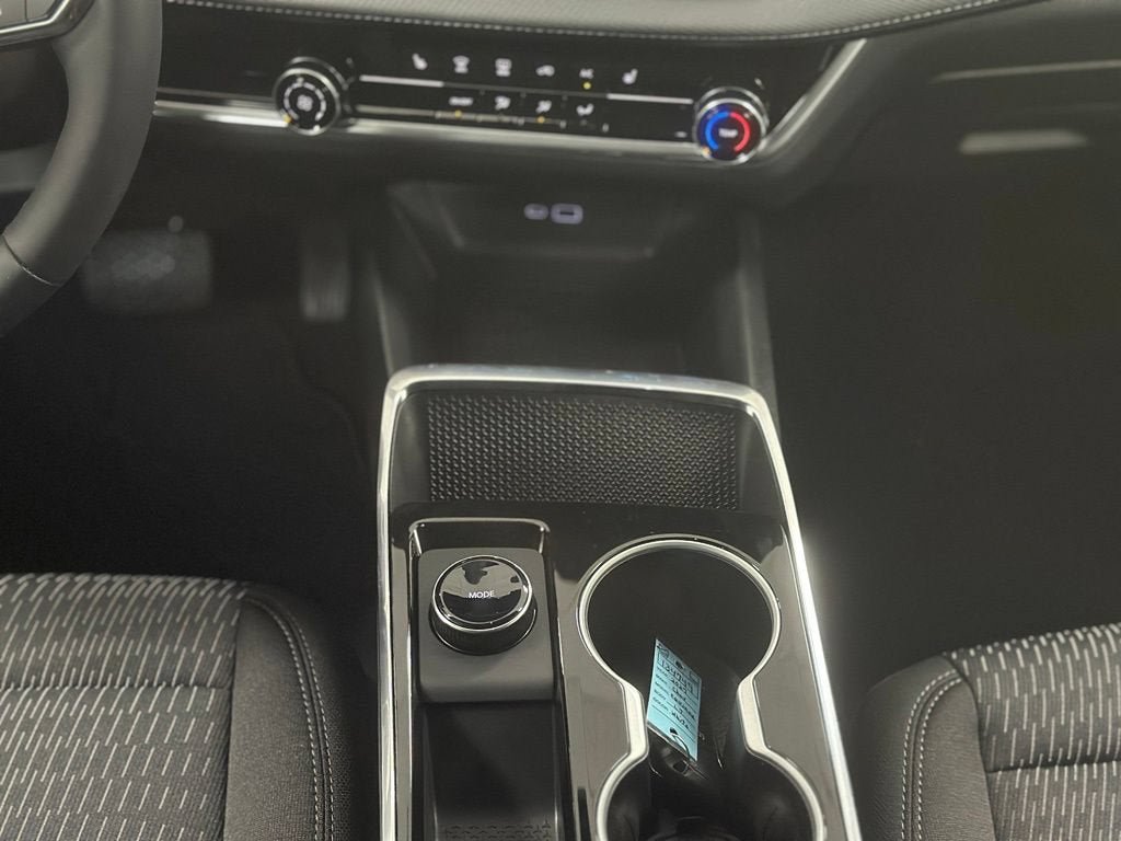 New 2027 Chevrolet Equinox LT FWD image 24