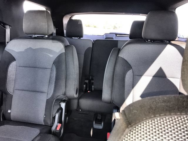 Used 2023 Chevrolet Traverse LT AWD/4WD image 21