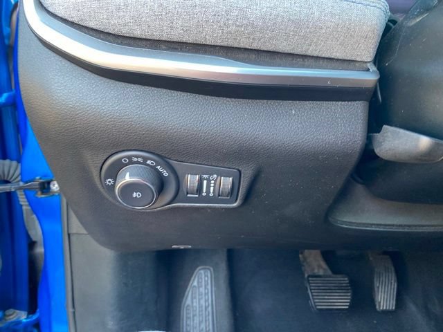 Used 2024 Jeep Compass Latitude AWD/4WD image 18