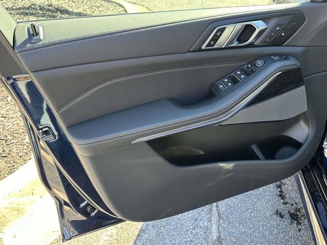 New 2026 BMW X5 xDrive40i w/ M Sport Package AWD/4WD image 13