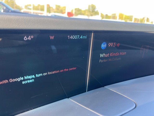 Used 2024 Lincoln Nautilus Premier image 9