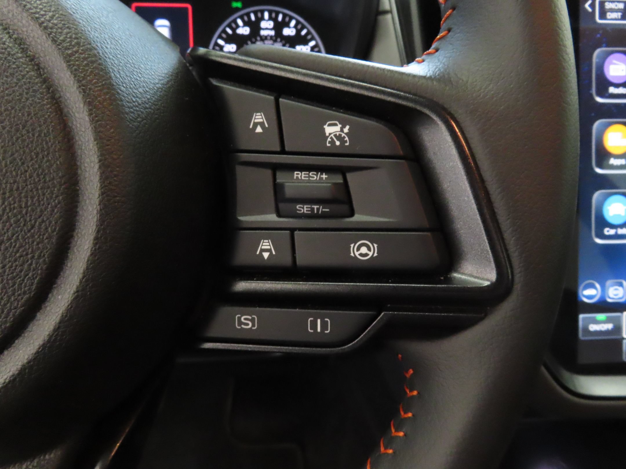 Used 2025 Subaru Crosstrek 2.5i Limited w/ Crosstrek Mirror Package AWD/4WD image 14