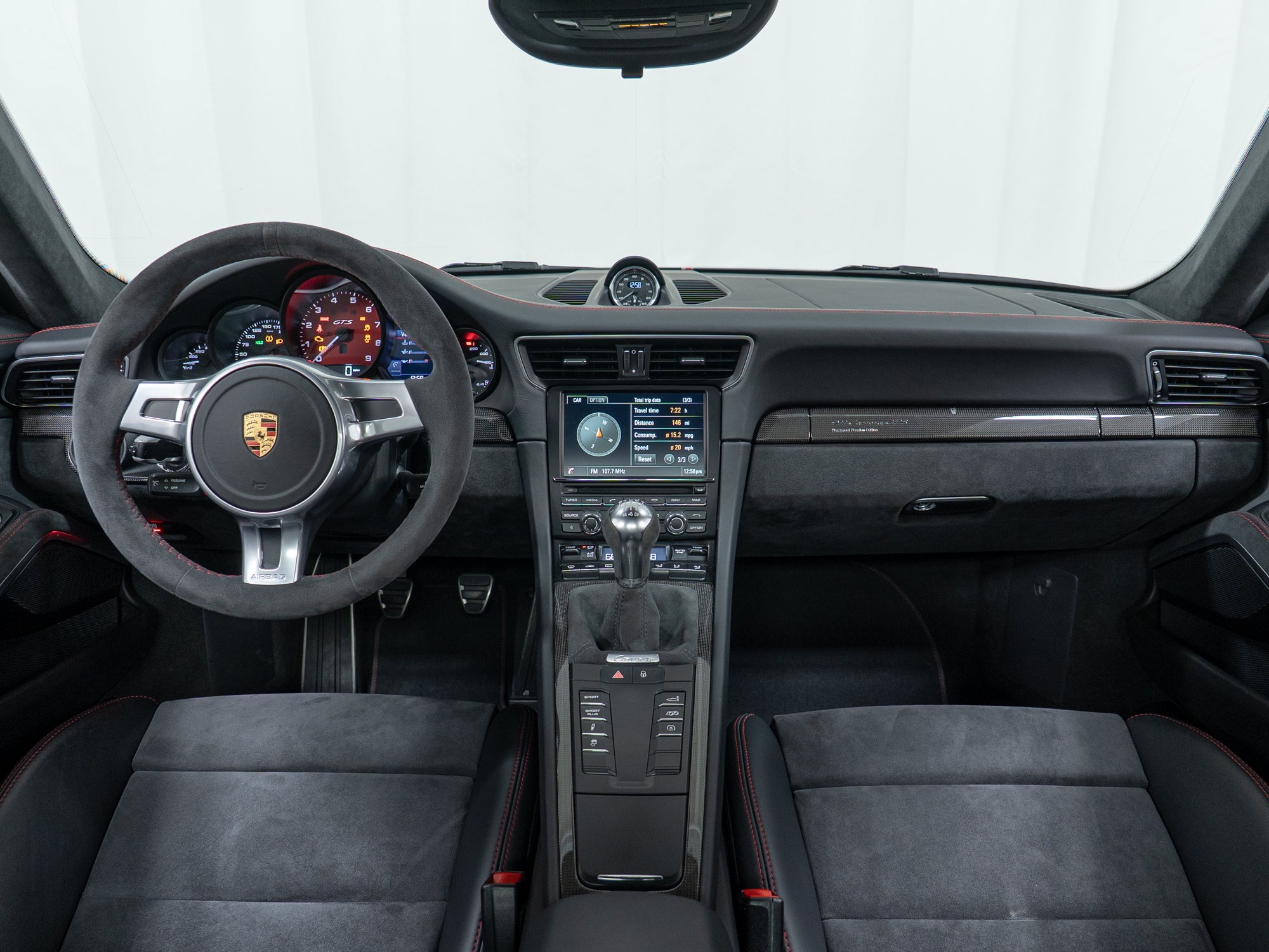 Certified 2016 Porsche 911 Carrera GTS RWD image 25