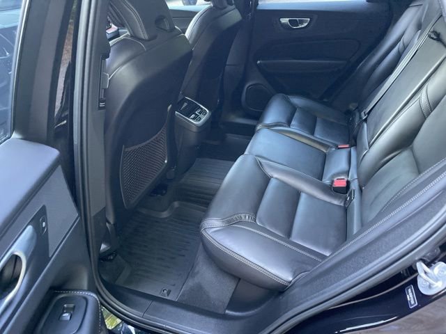Certified 2023 Volvo XC60 B5 Ultimate w/ Climate Package AWD/4WD image 12