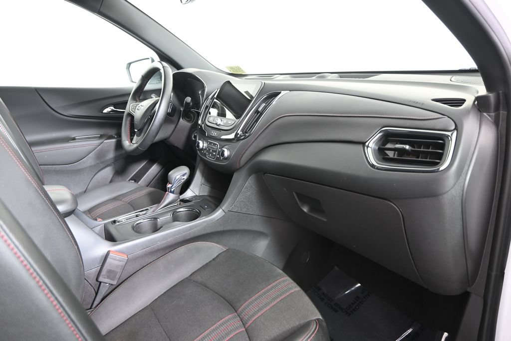 Used 2024 Chevrolet Equinox RS AWD/4WD image 14