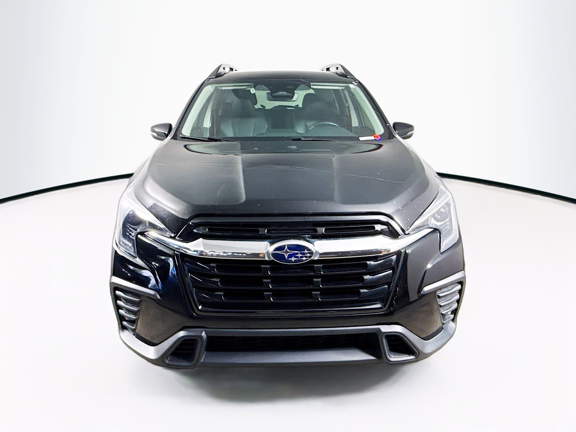 Used 2023 Subaru Ascent Limited image 3