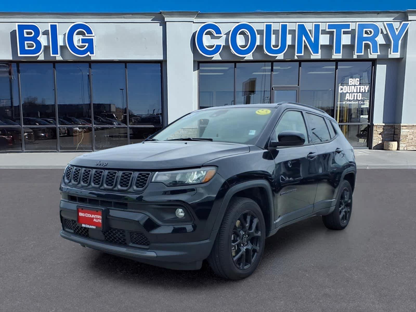Used 2025 Jeep Compass Latitude w/ Altitude Special Edition AWD/4WD image 1