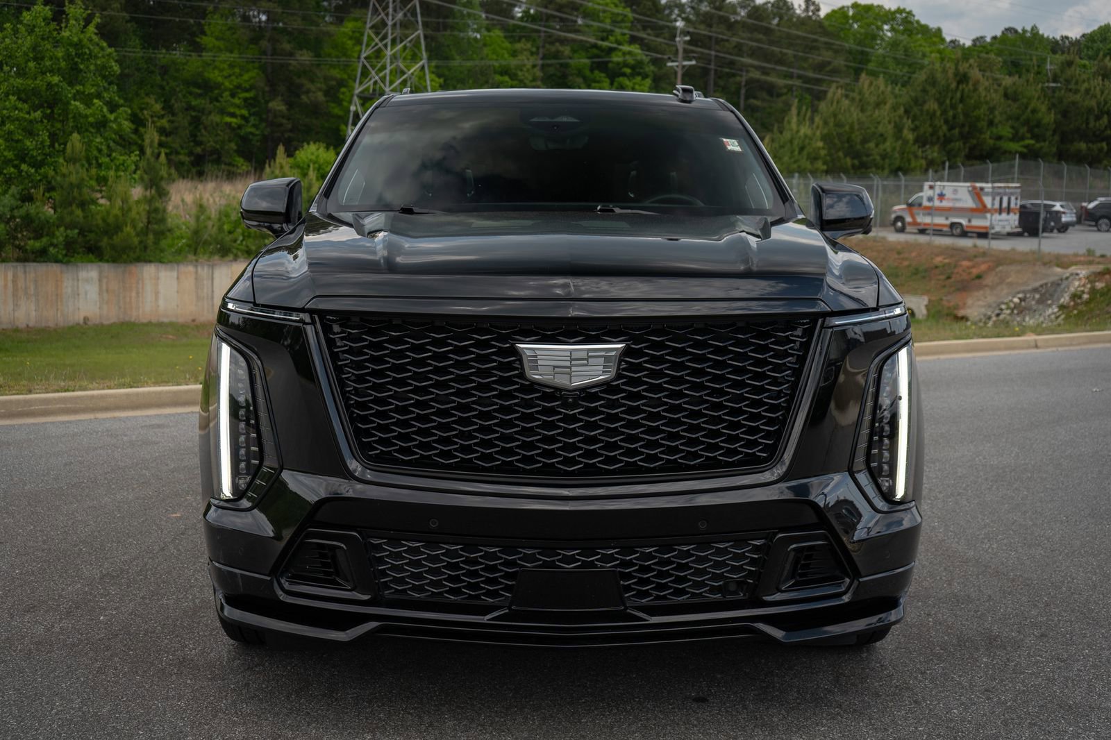 Used 2025 Cadillac Escalade V w/ LPO, ONYX Package AWD/4WD image 8