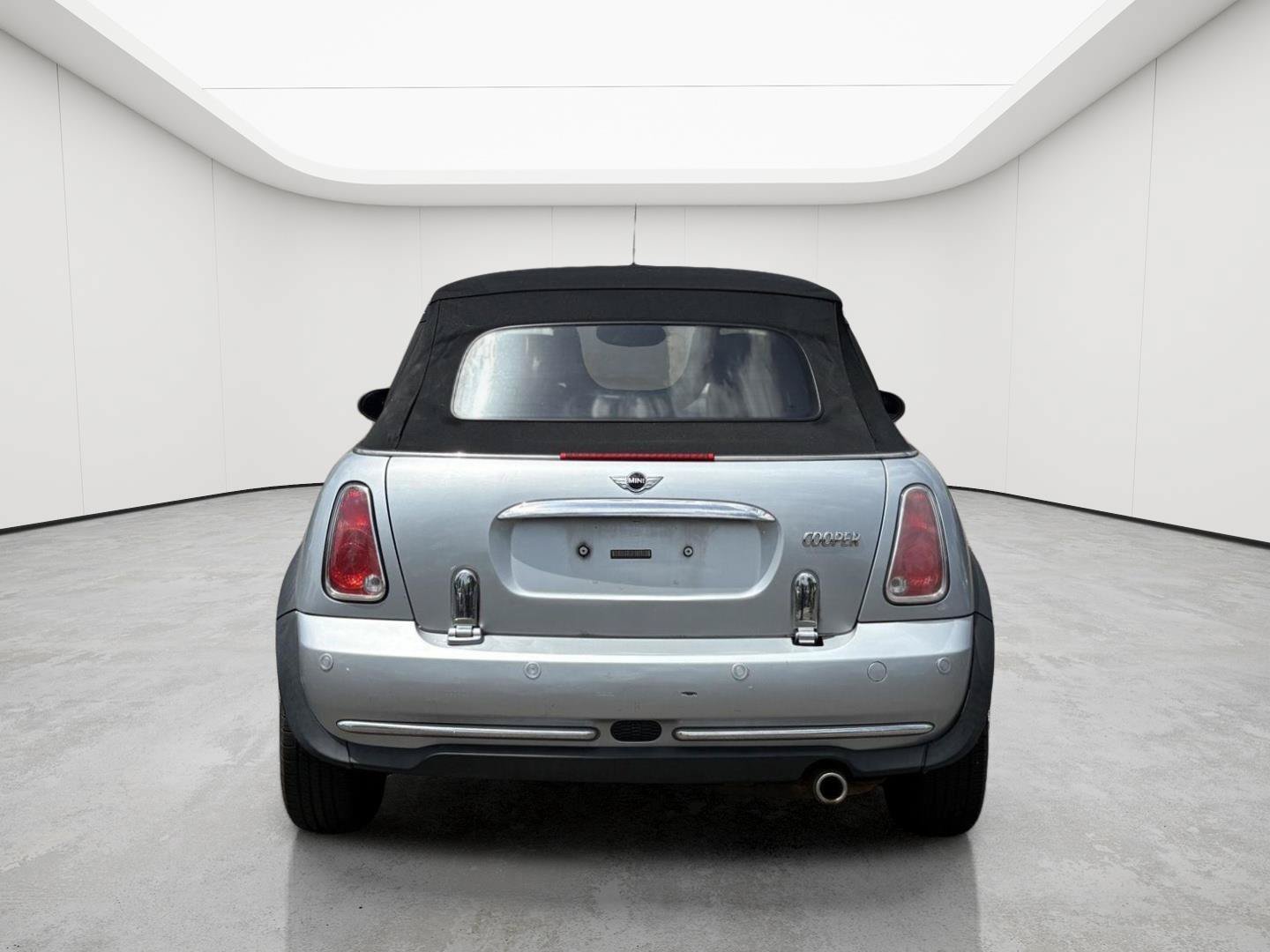 Used 2005 MINI Cooper Convertible FWD image 7