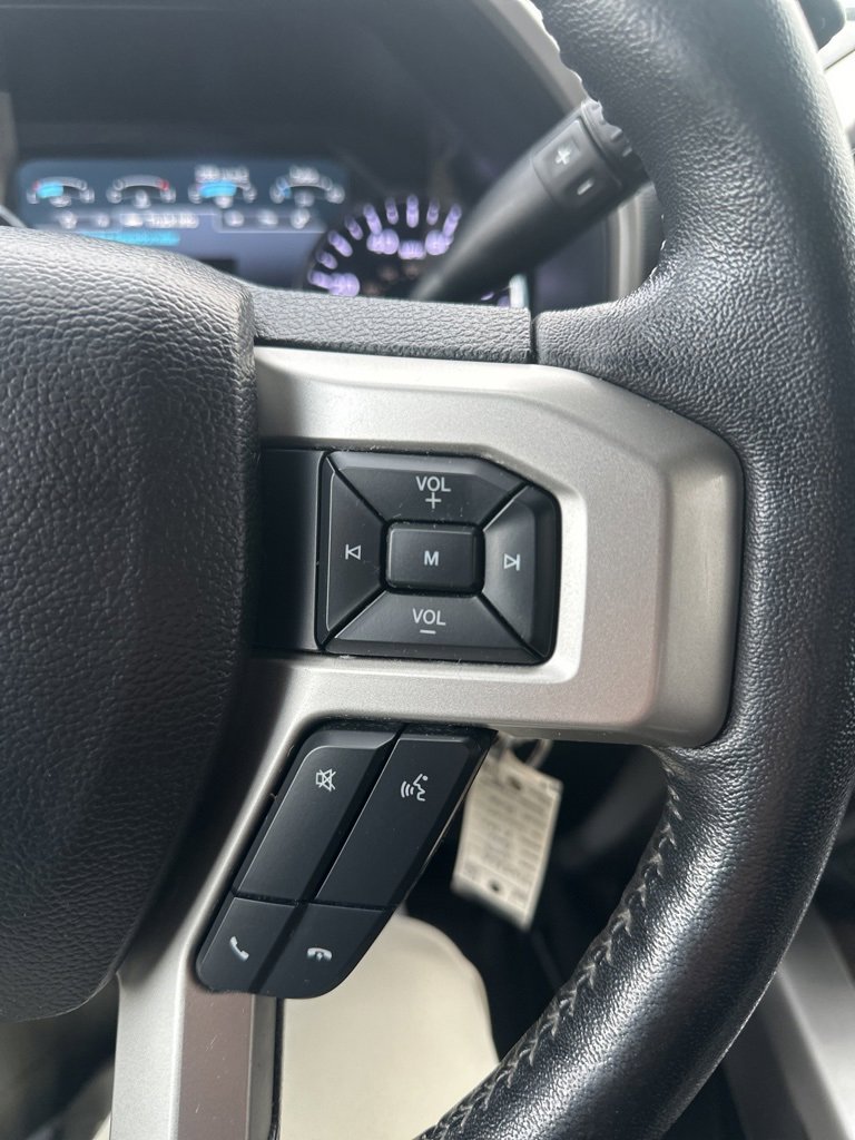 Used 2018 Ford F350 Lariat w/ Chrome Package image 17