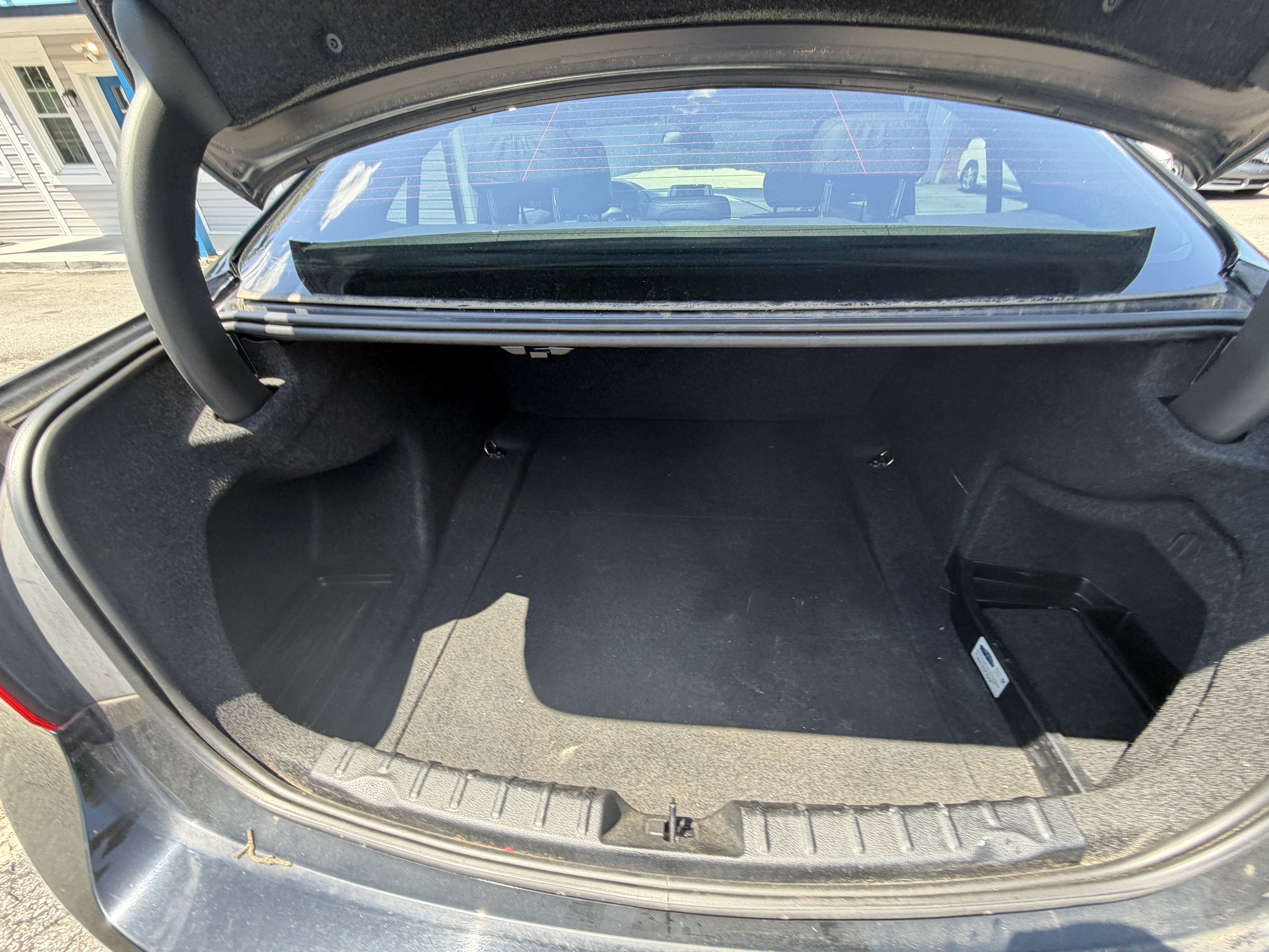 Used 2014 BMW 320i Sedan RWD image 29