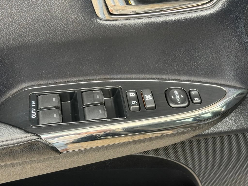 Used 2015 Toyota Avalon XLE Premium FWD image 14