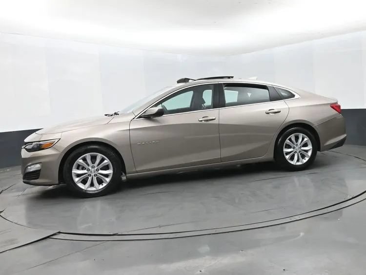 Used 2023 Chevrolet Malibu LT FWD image 5