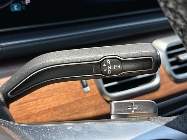 Certified 2025 Mercedes-Benz GLS 450 4MATIC image 24