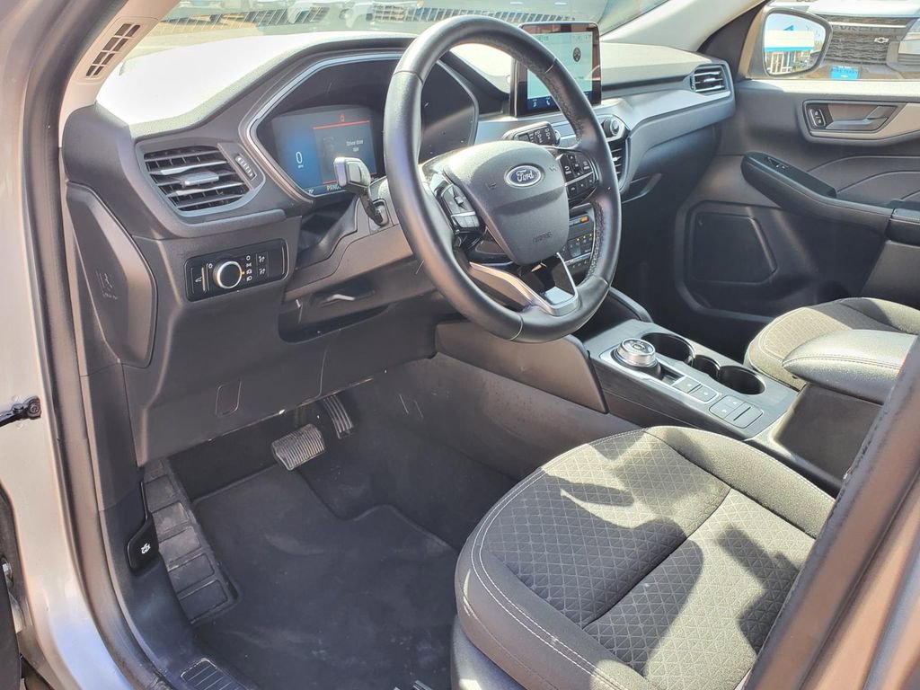 Used 2024 Ford Escape Active image 16