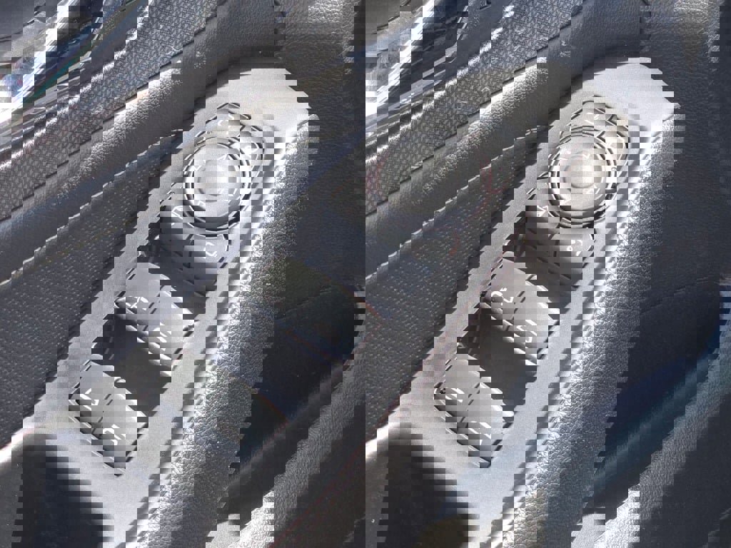 Used 2023 Chevrolet Traverse Premier w/ Redline Edition image 24