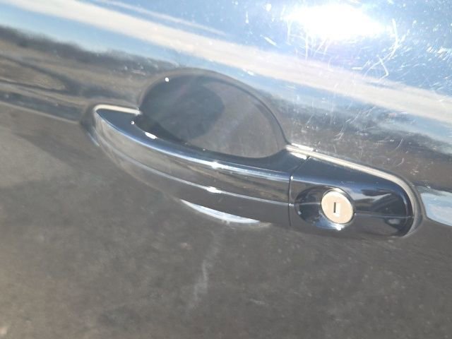 Used 2018 Ford Escape SEL image 24