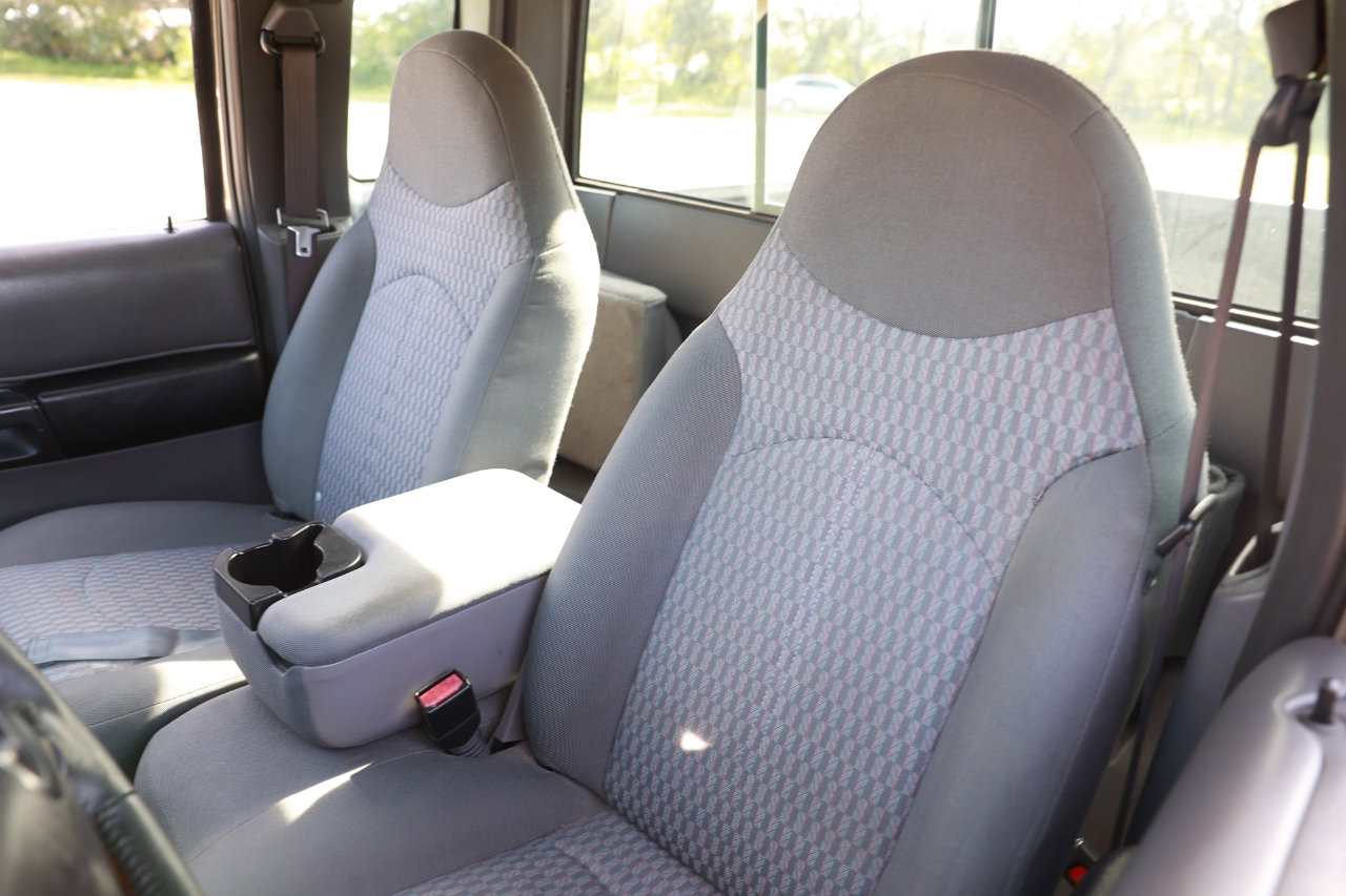 Used 2003 MAZDA B-Series Pickup 2WD Cab Plus B3000 image 6