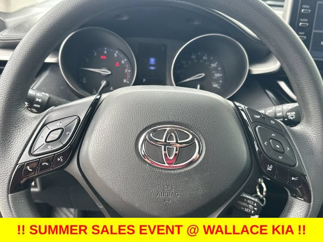 Used 2020 Toyota C-HR LE FWD image 14