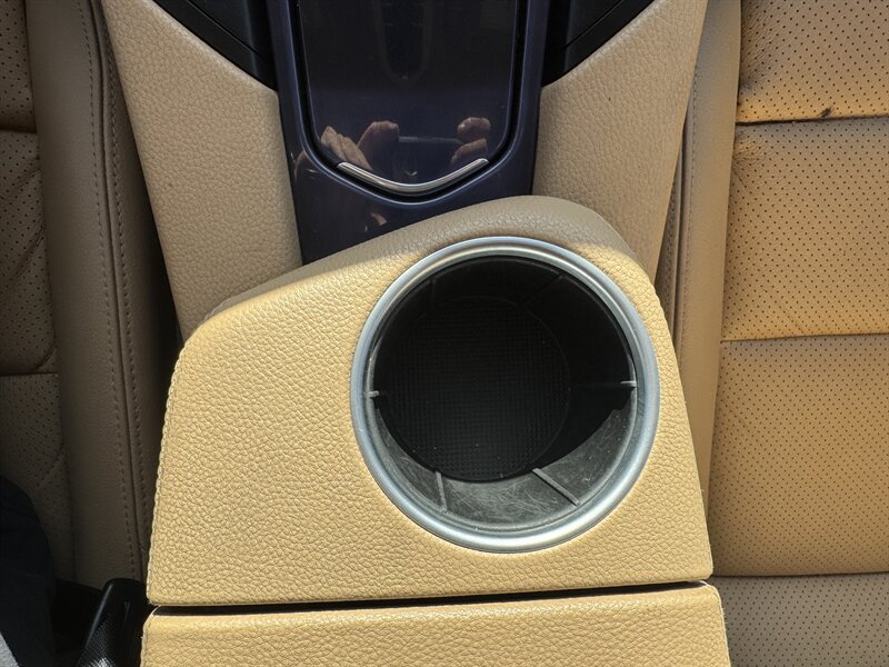 Used 2013 Porsche Panamera image 61
